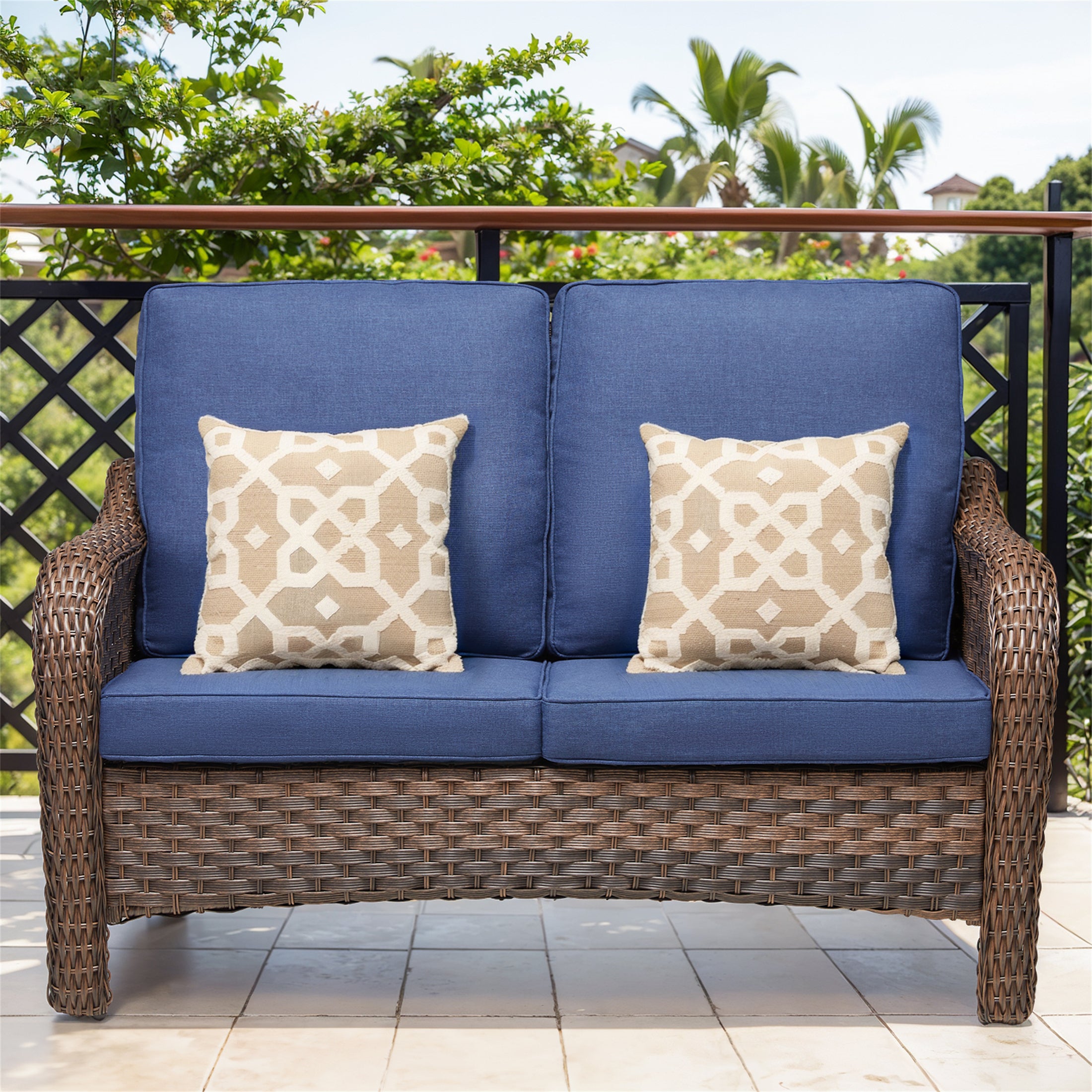 Arnahaishe Wicker Outdoor Loveseat Sofa, Patio Rattan Couch with Cushions